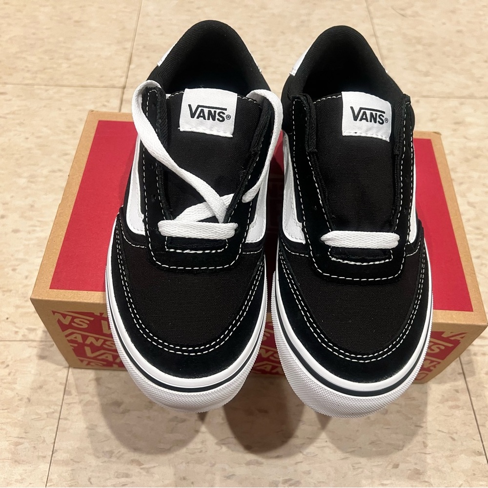 Vans Knu Skool Skate Shoe black Low-Top Sneakers, new in box